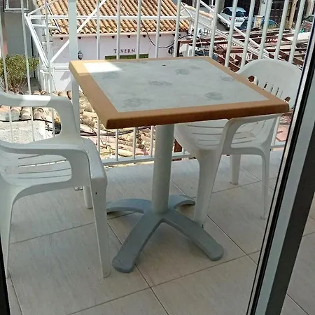 Napa Charles Apts Lägenhet Ayia Napa