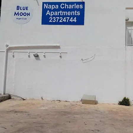 Apartment Napa Charles Apts