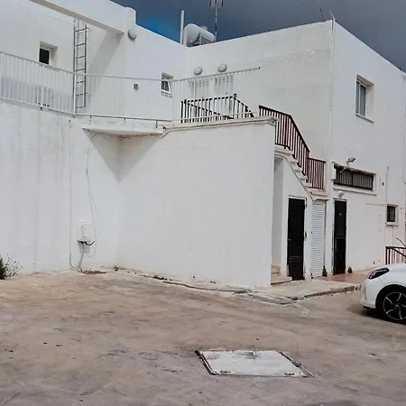 Napa Charles Apts דירה *